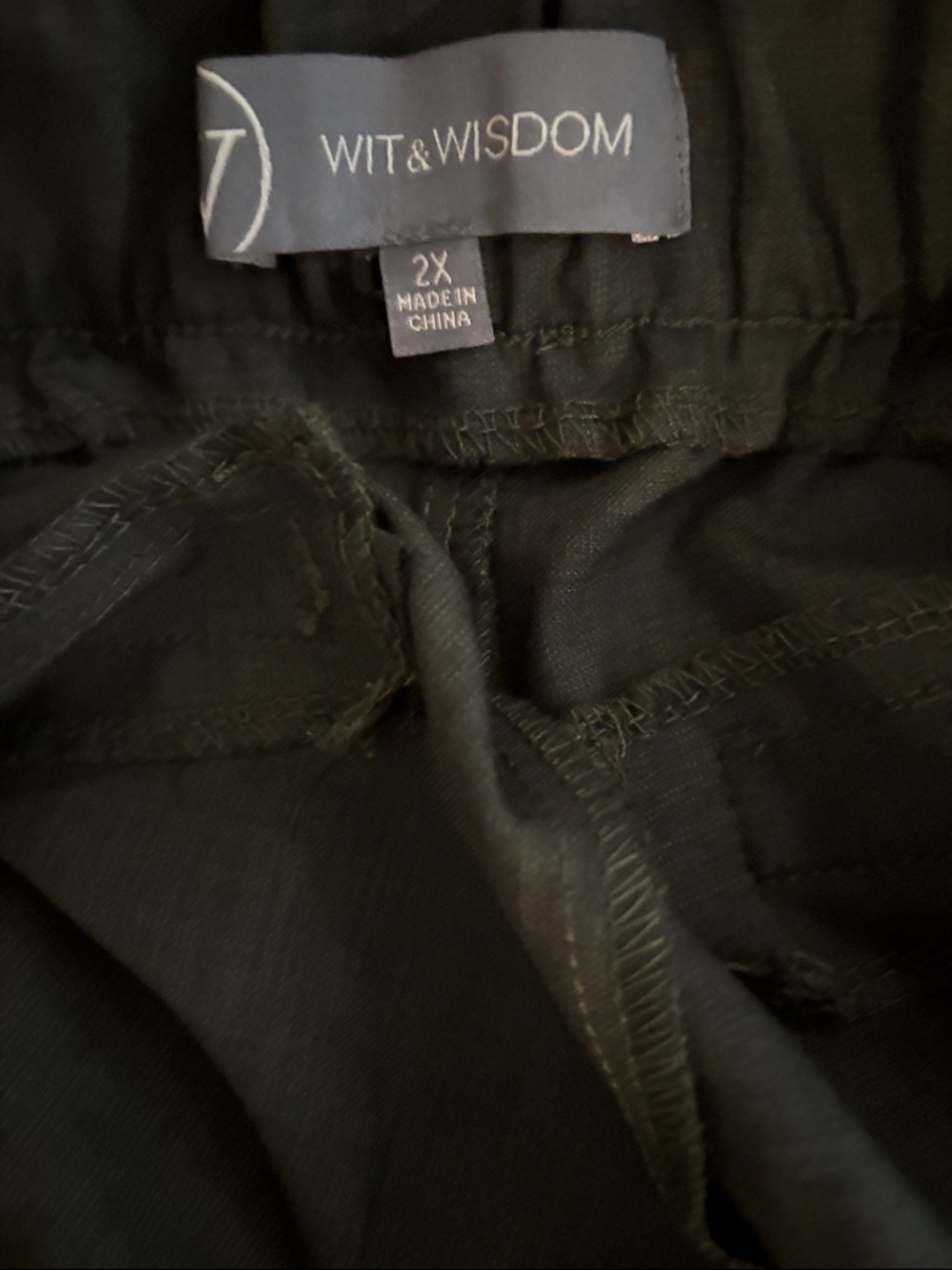 Wit & Wisdom Skyrise Patch Pocket
Shorts Olive Green 2X NWT - Picture 4 of 6